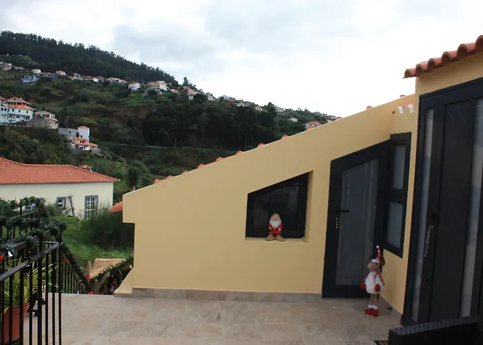 Casinha Gomes Holiday home *